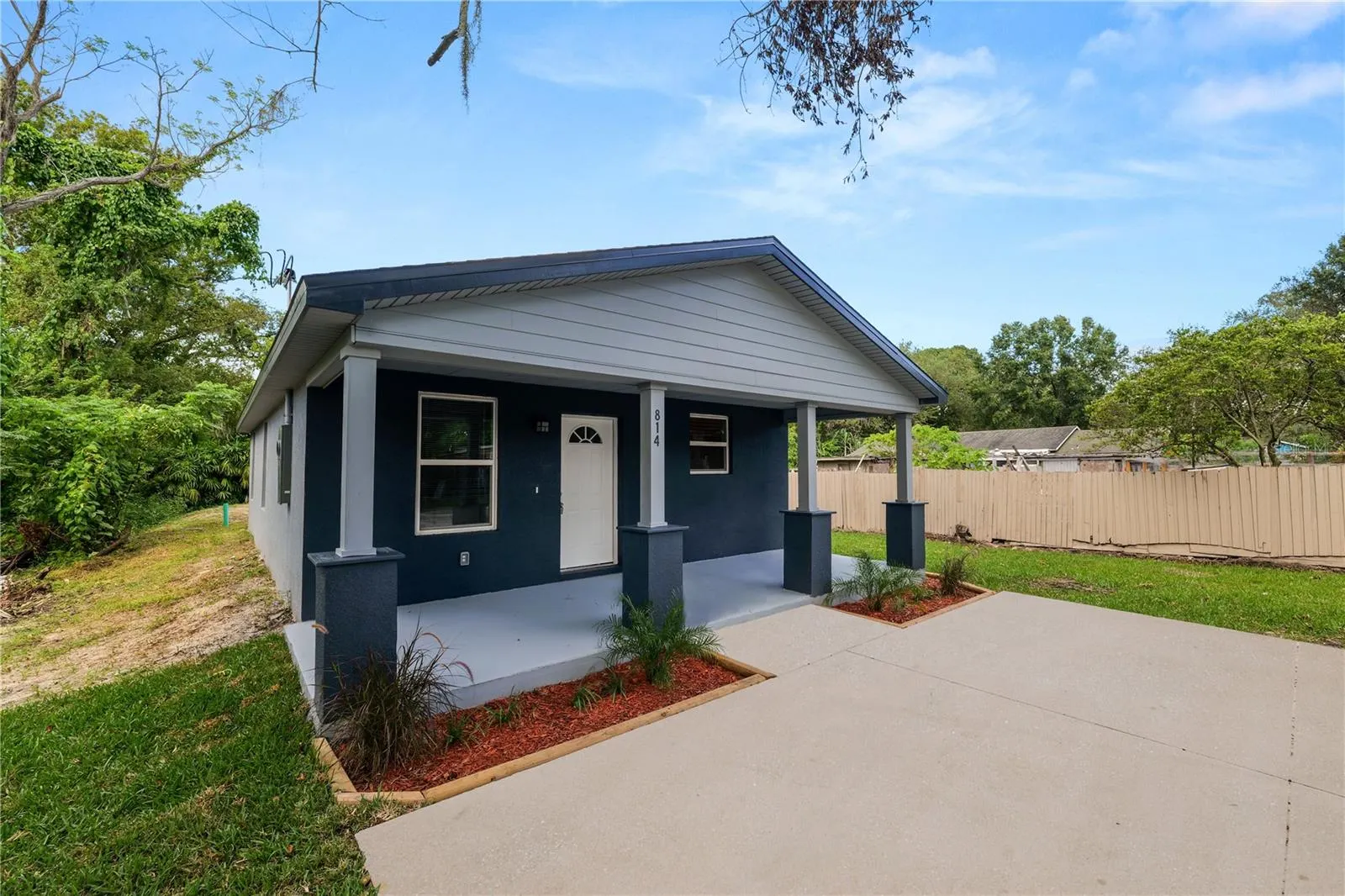 814 N NOKOMIS AVE
