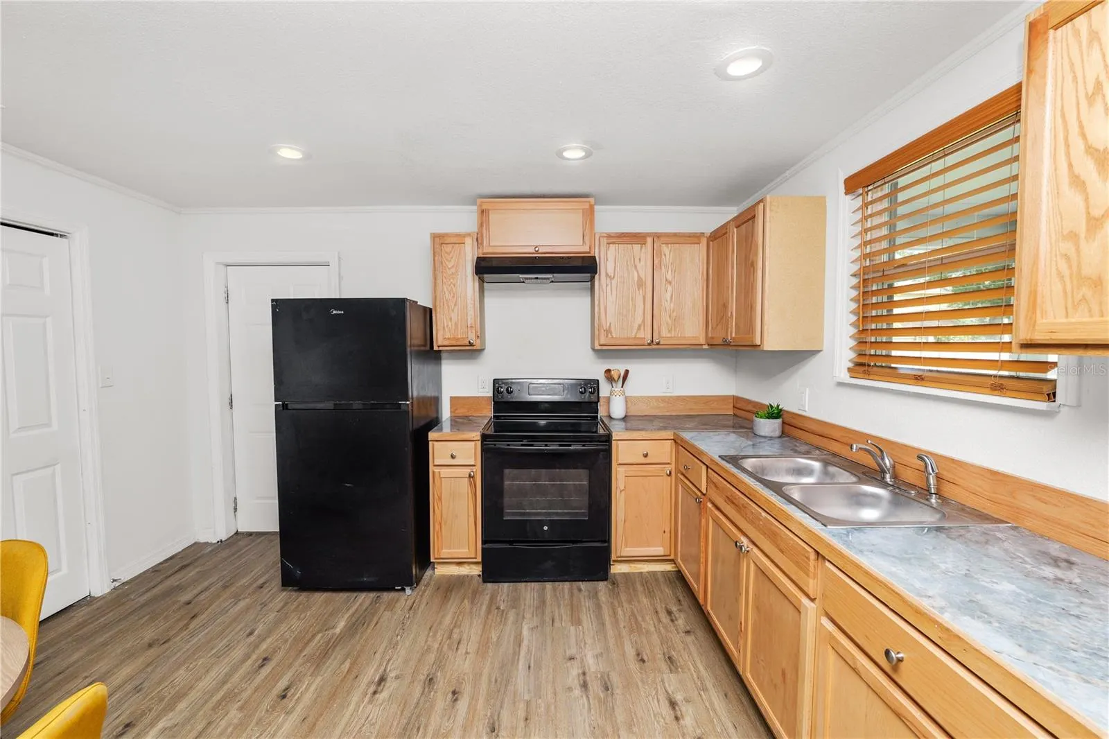 814 N NOKOMIS AVE