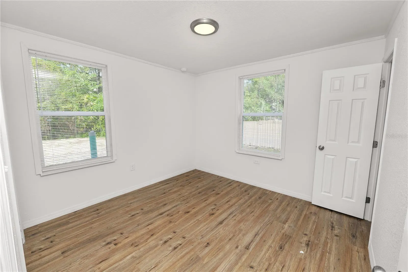 814 N NOKOMIS AVE