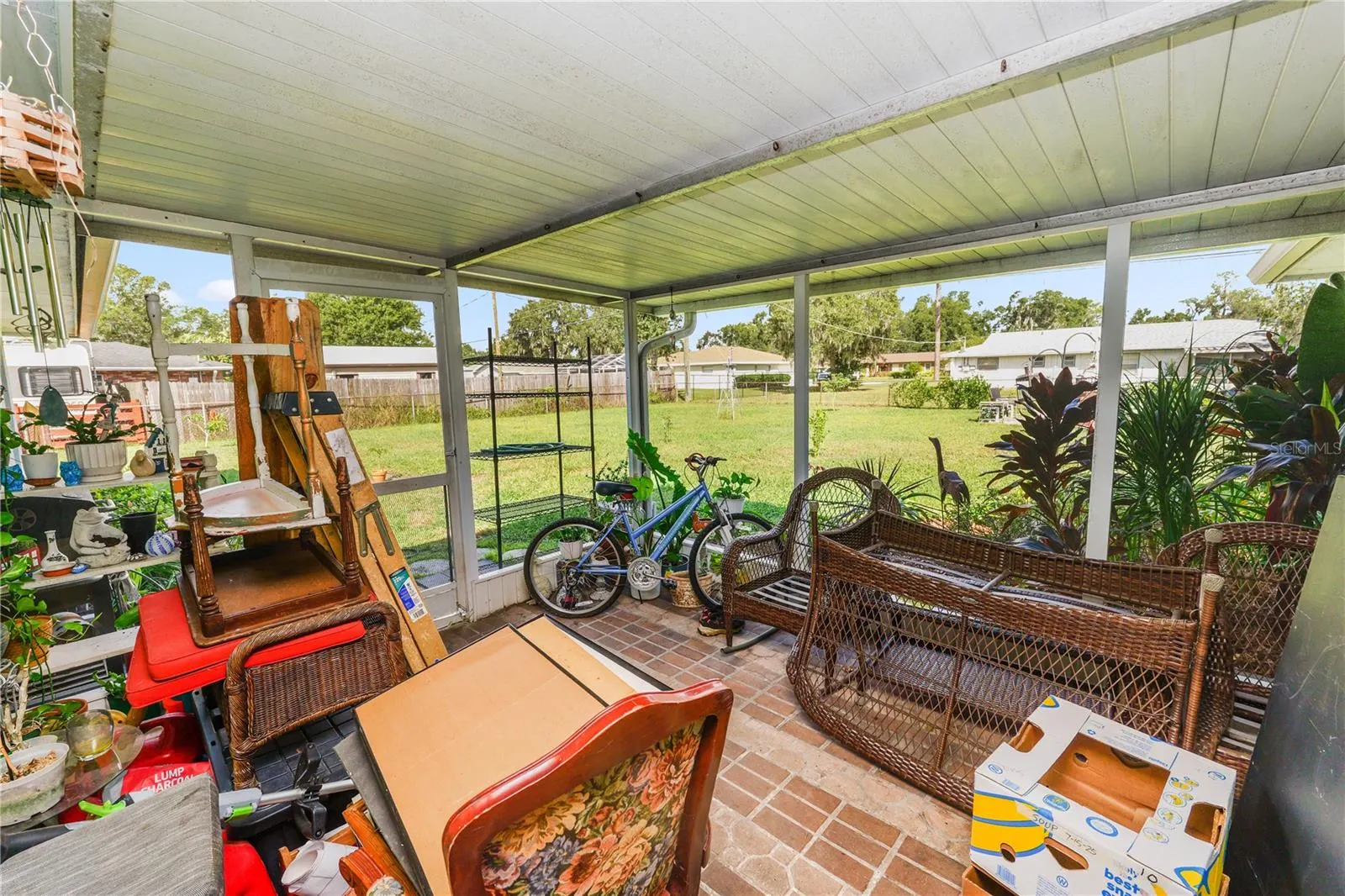 3075 FLAMINGO LN