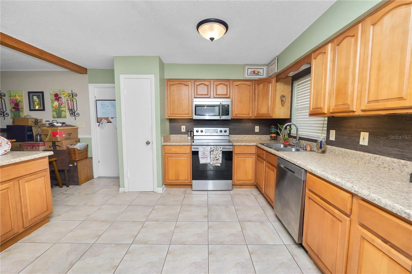 3075 FLAMINGO LN
