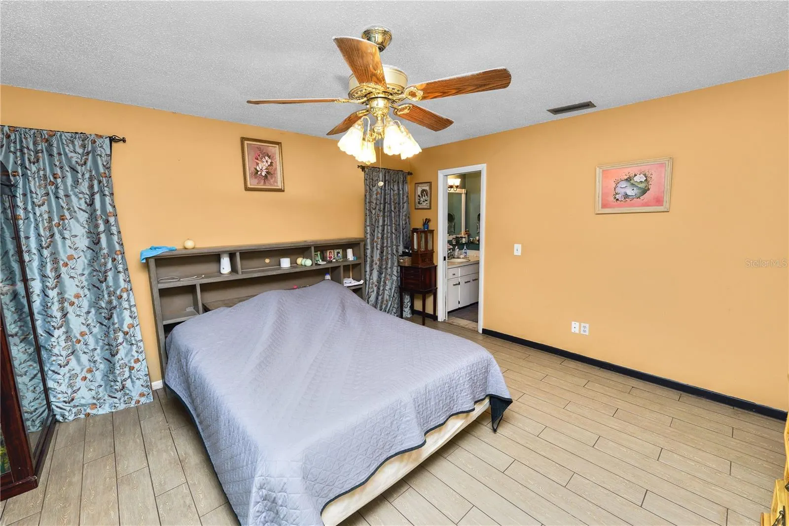 3075 FLAMINGO LN