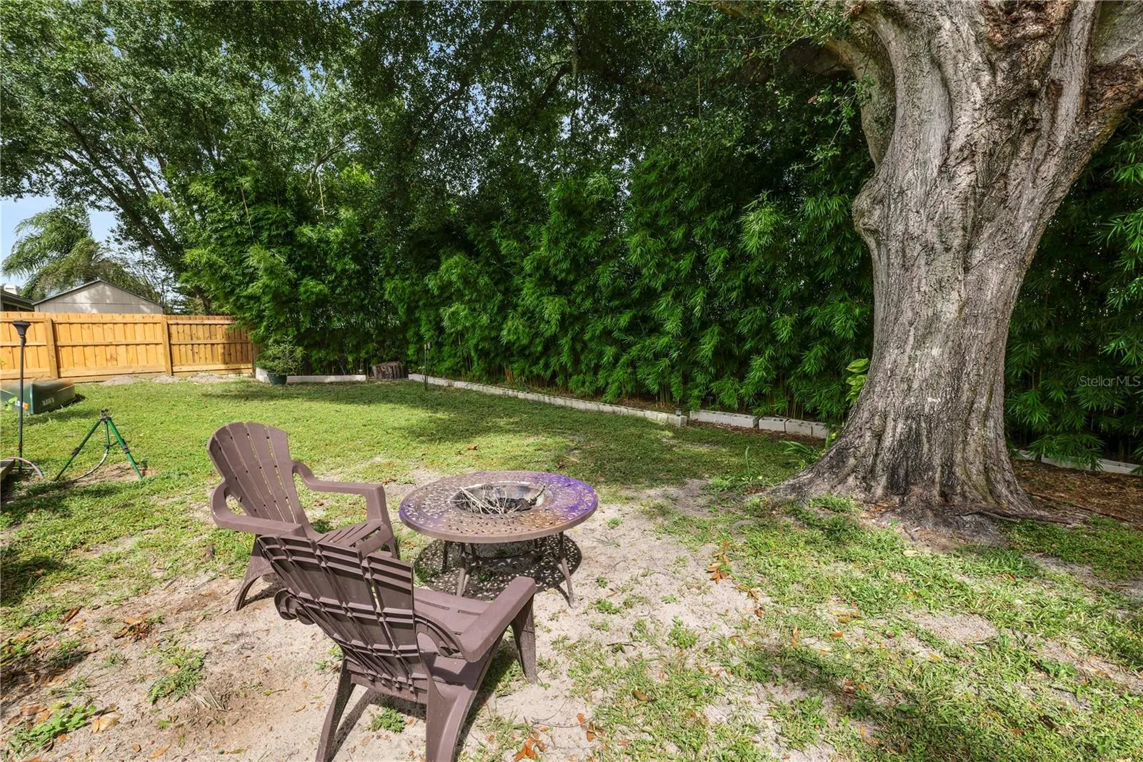 7411 FLORAL CIR E