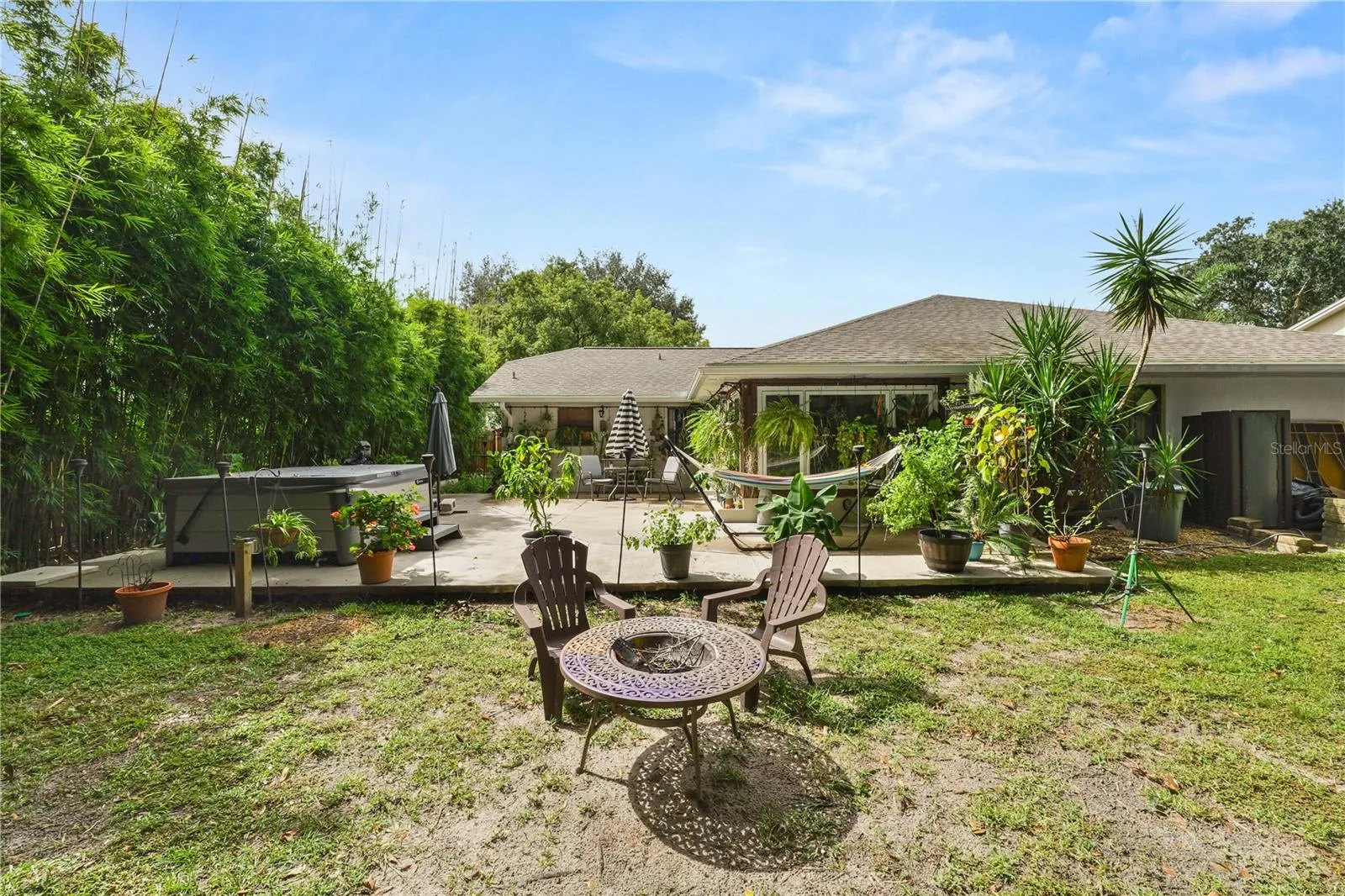 7411 FLORAL CIR E