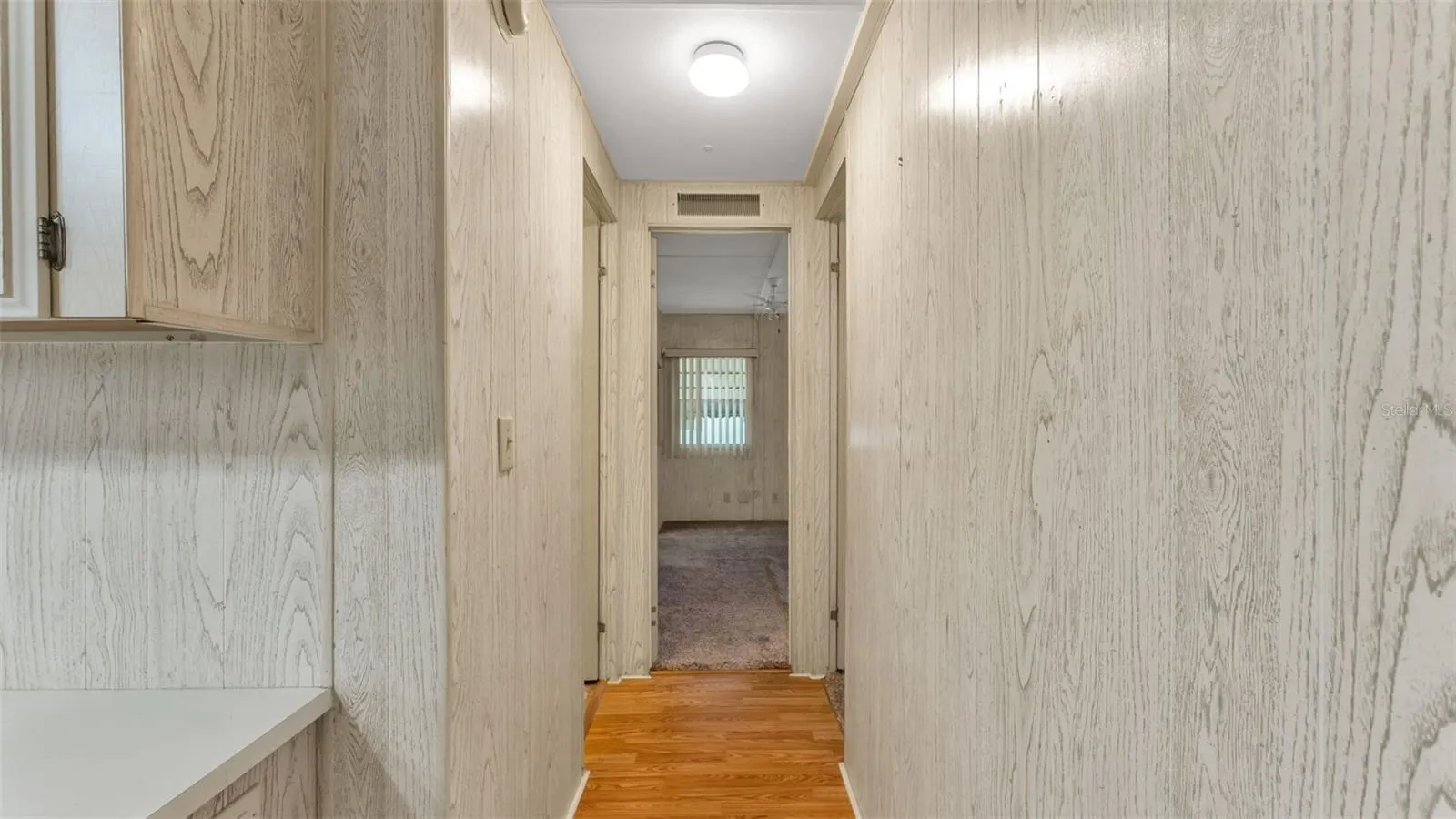 203 JANET LN