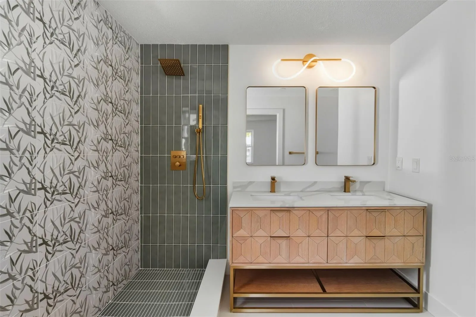 1938 FLORA RD
