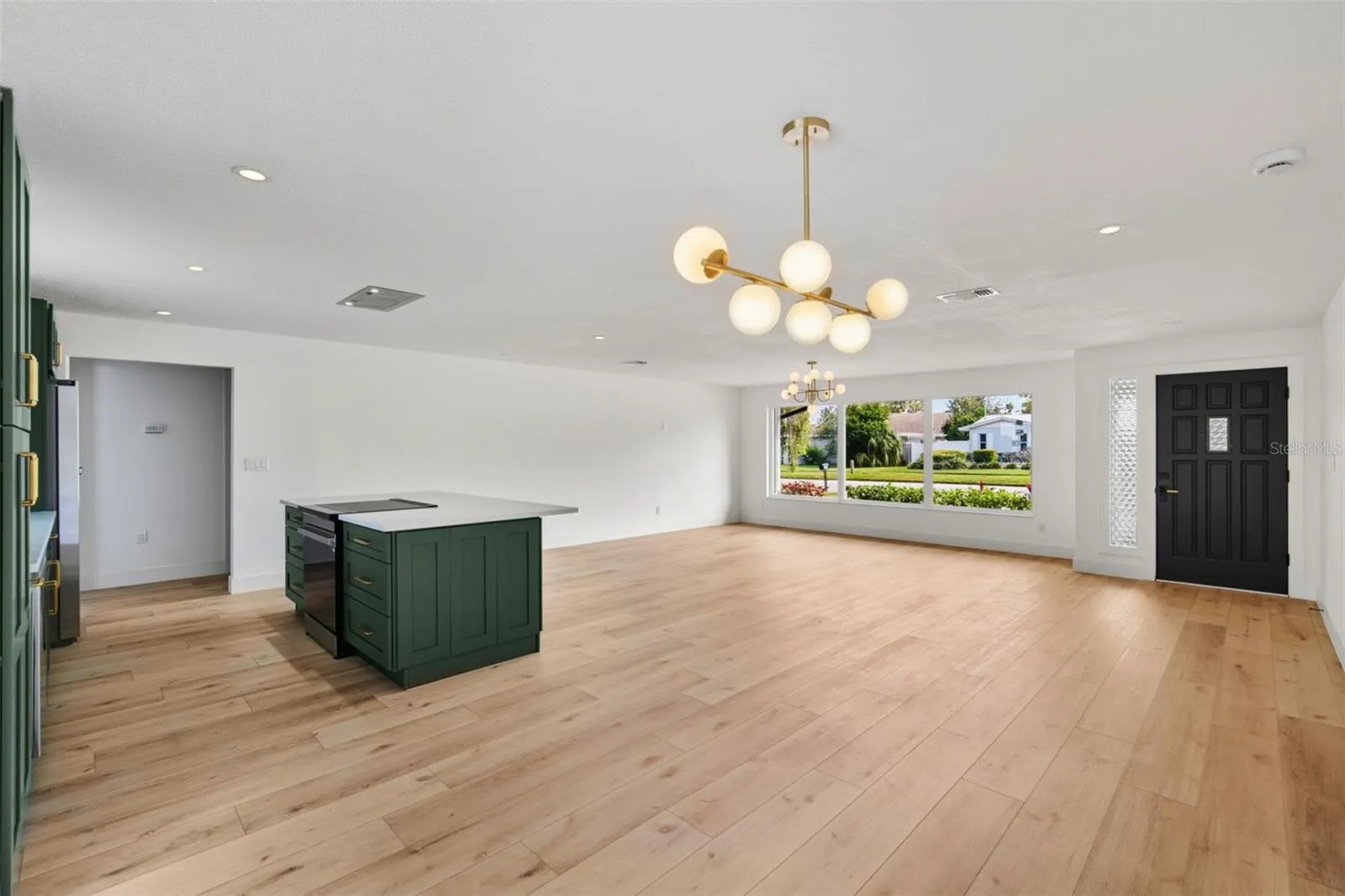 1938 FLORA RD