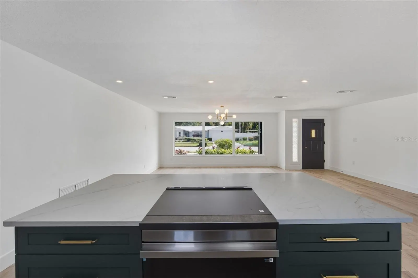 1938 FLORA RD