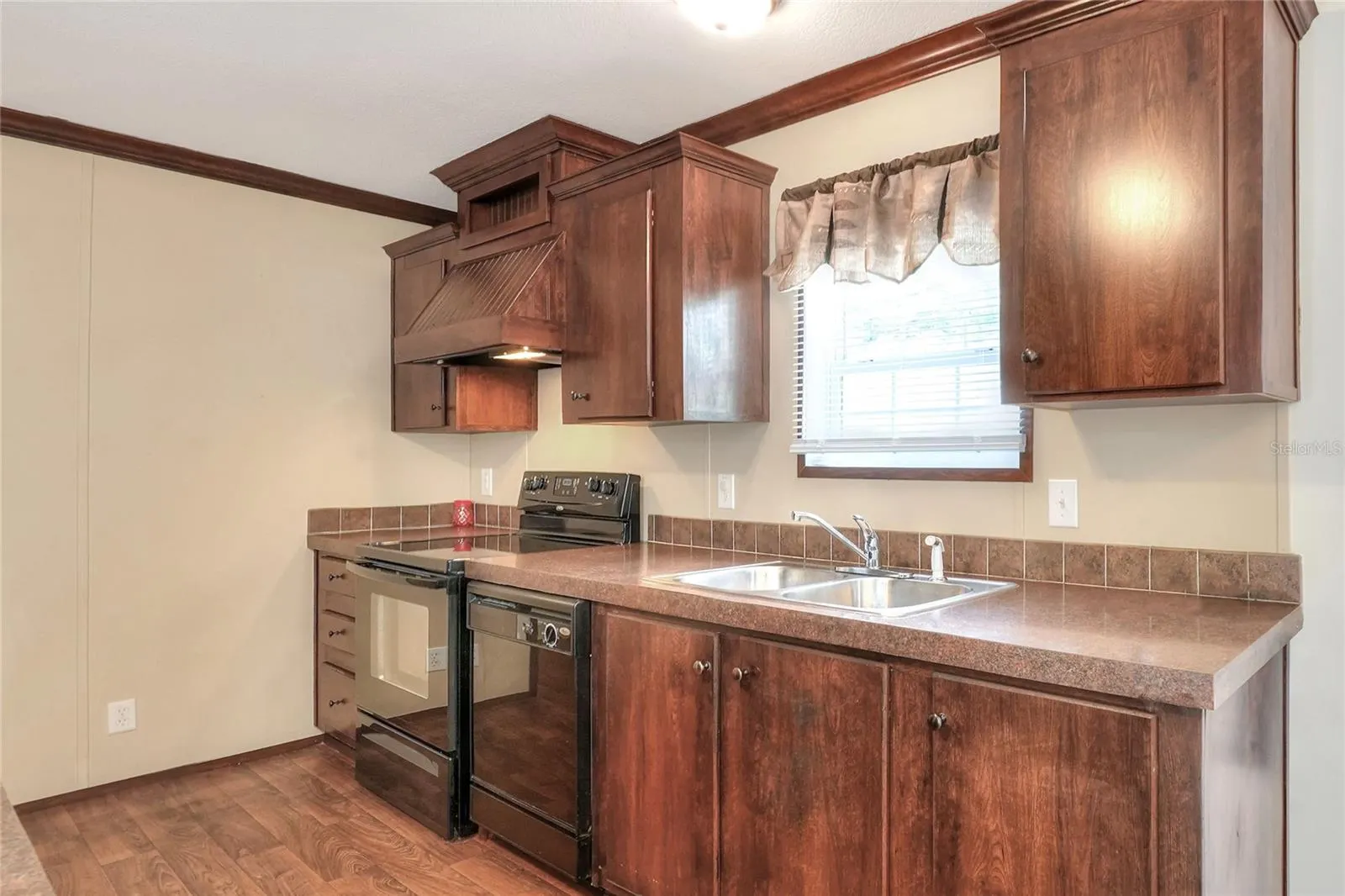4228 CHERI DR