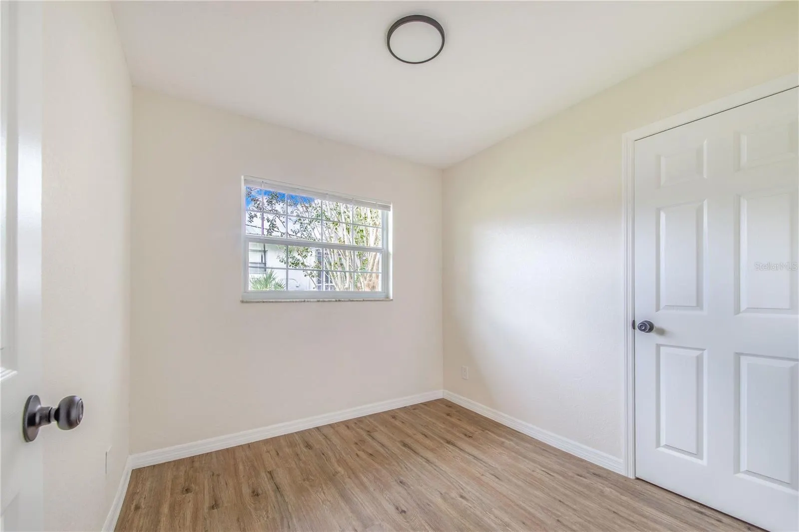 336 BAY ST