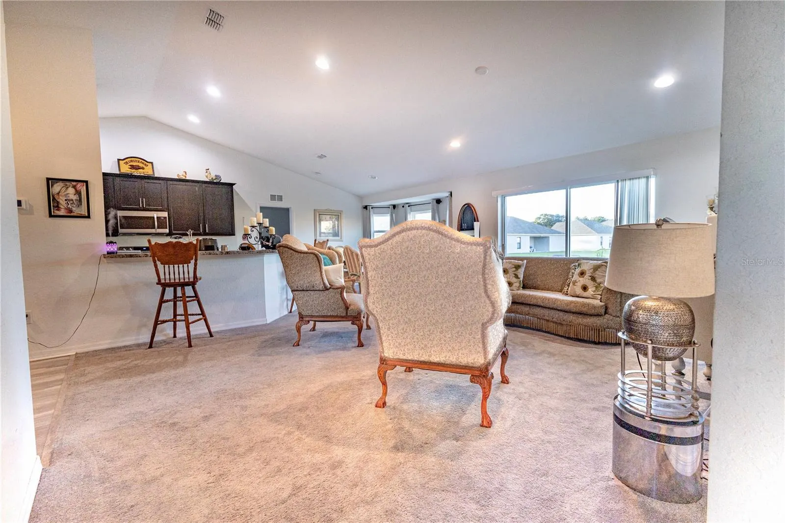 394 W 9TH ST