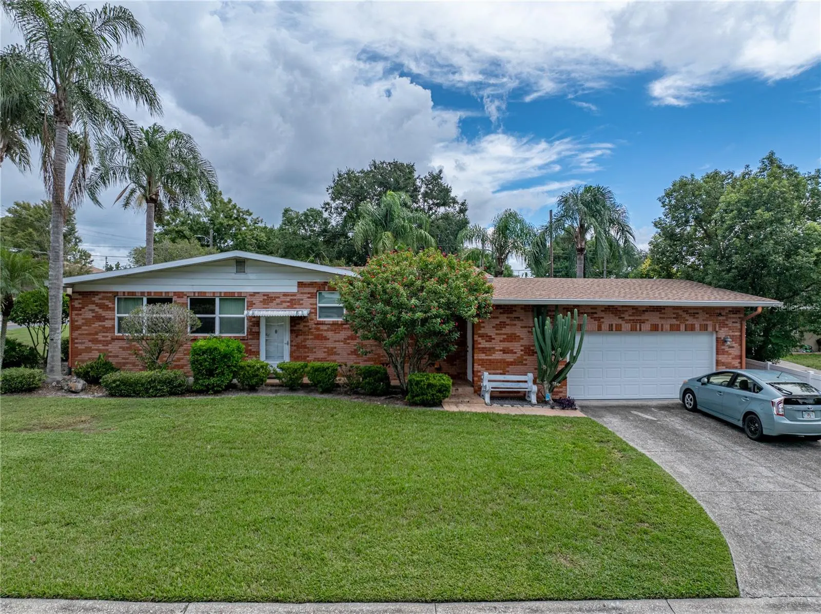 307 GLENDALE ST