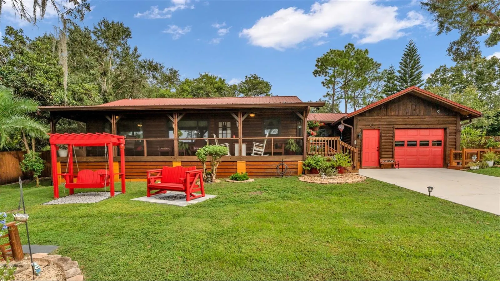 219 E LAKE MENZIES BLVD