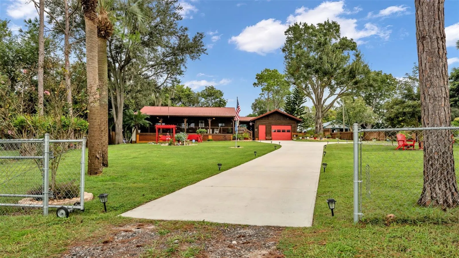 219 E LAKE MENZIES BLVD