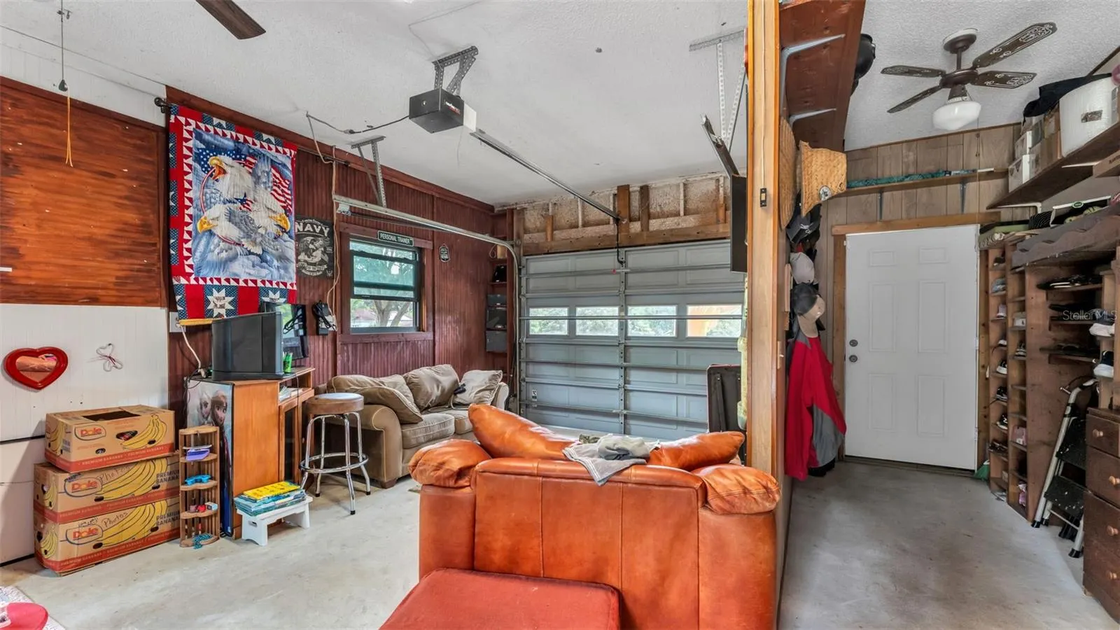 219 E LAKE MENZIES BLVD