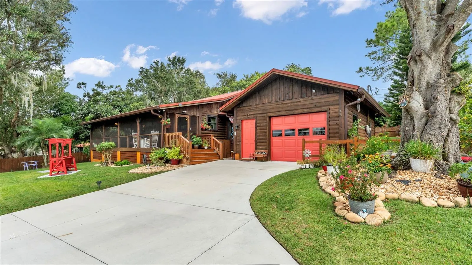 219 E LAKE MENZIES BLVD