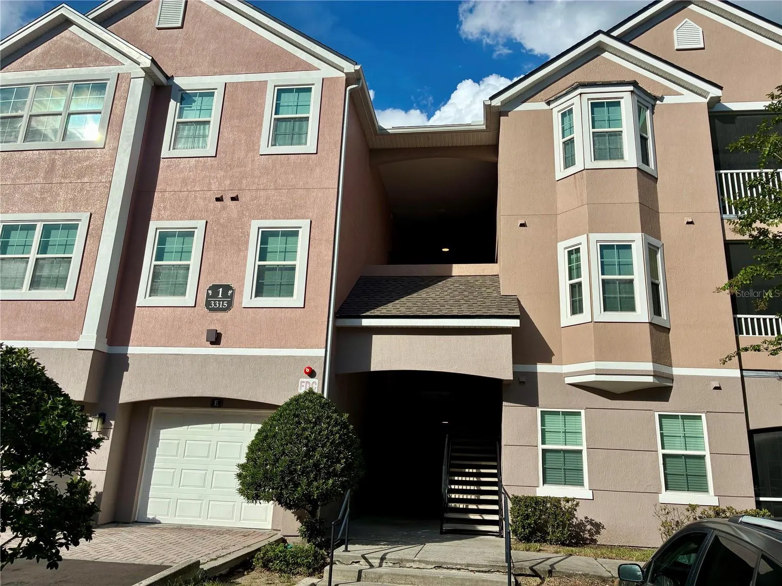 3315 PARKCHESTER SQUARE BLVD #206, #206