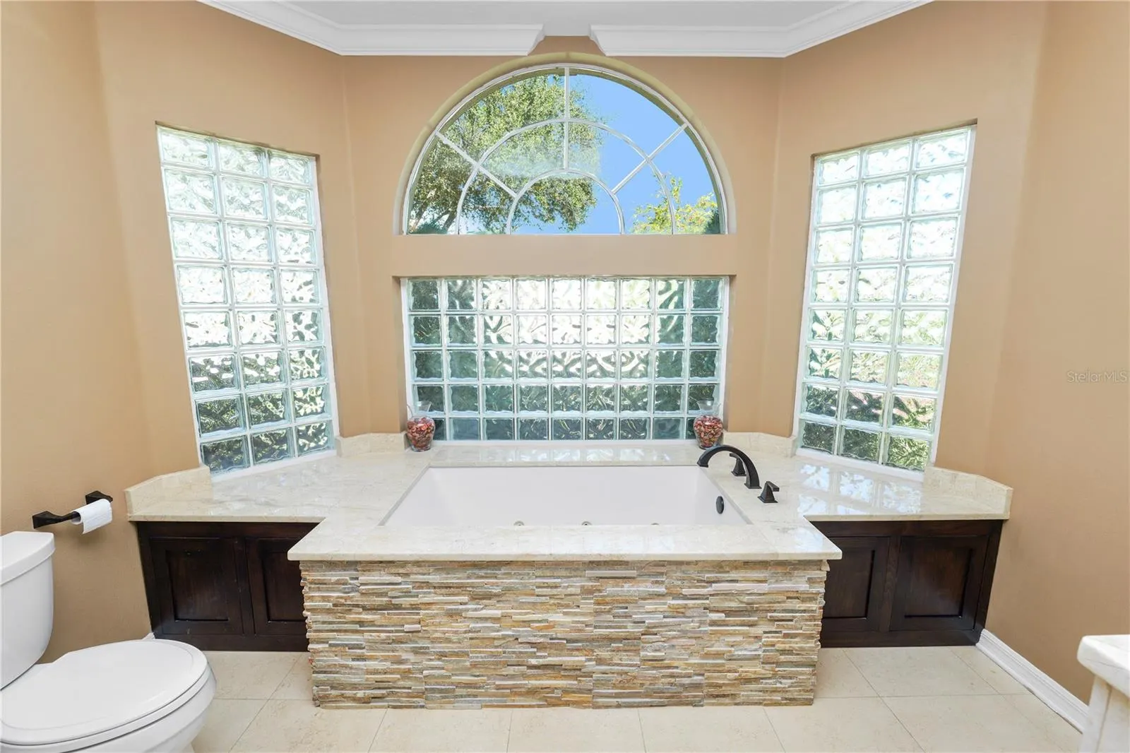 4780 LAKE CALABAY DR