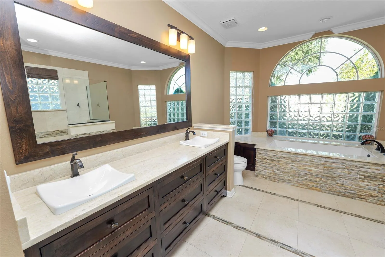4780 LAKE CALABAY DR