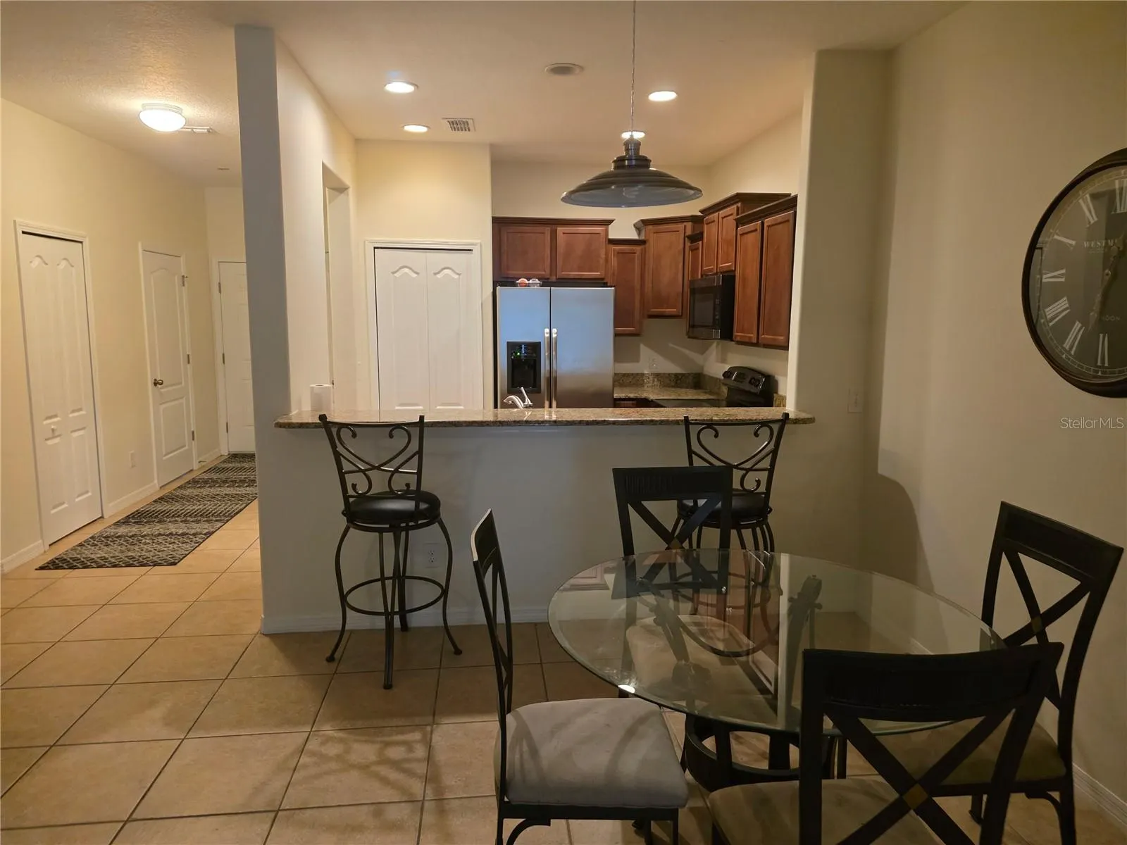 3158 RODRICK CIR
