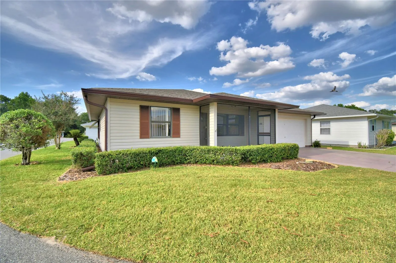 4828 SQUIRE HOLLOW DR