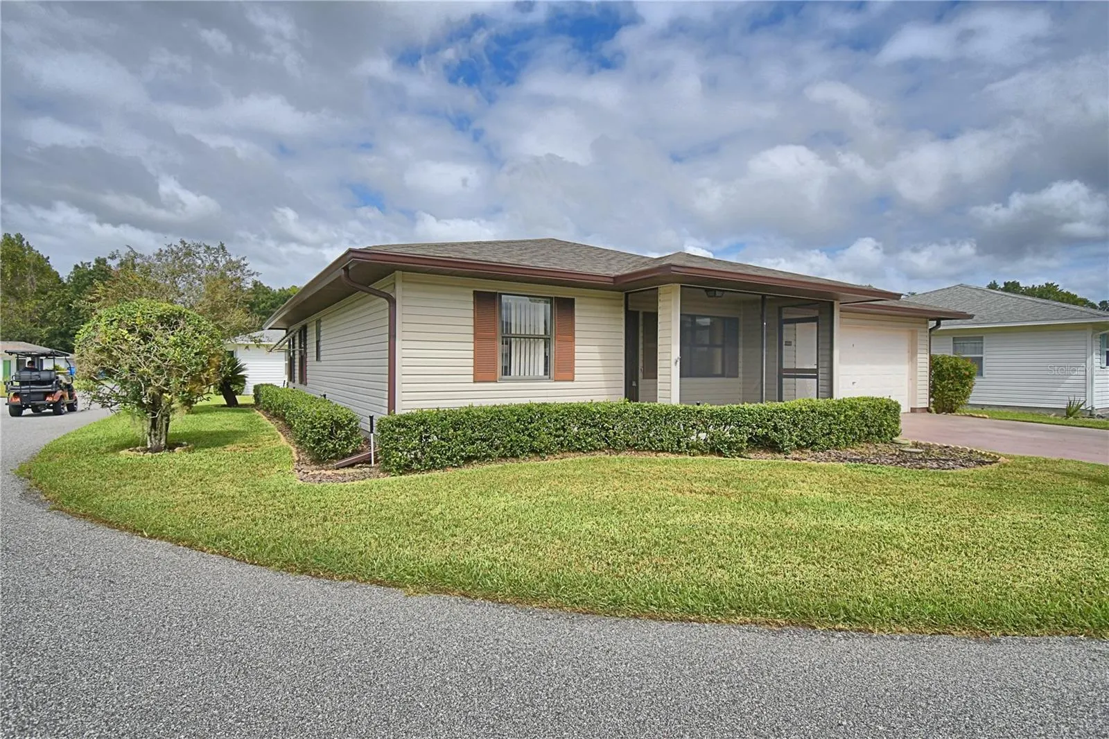 4828 SQUIRE HOLLOW DR