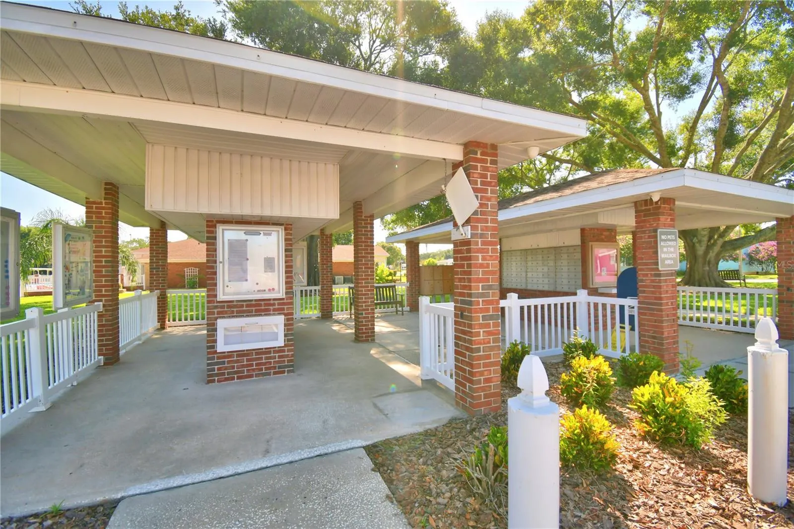 4828 SQUIRE HOLLOW DR
