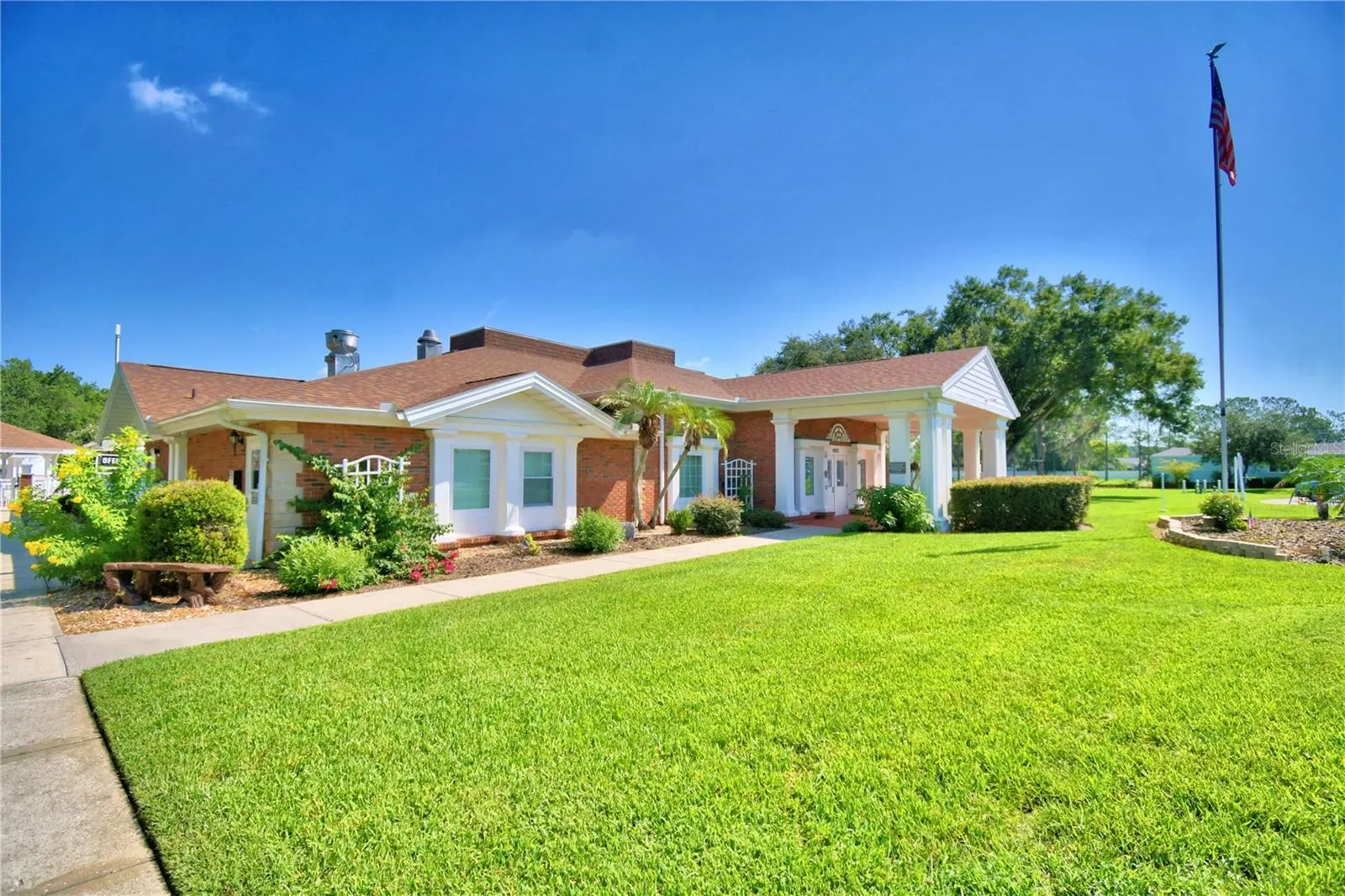 4828 SQUIRE HOLLOW DR