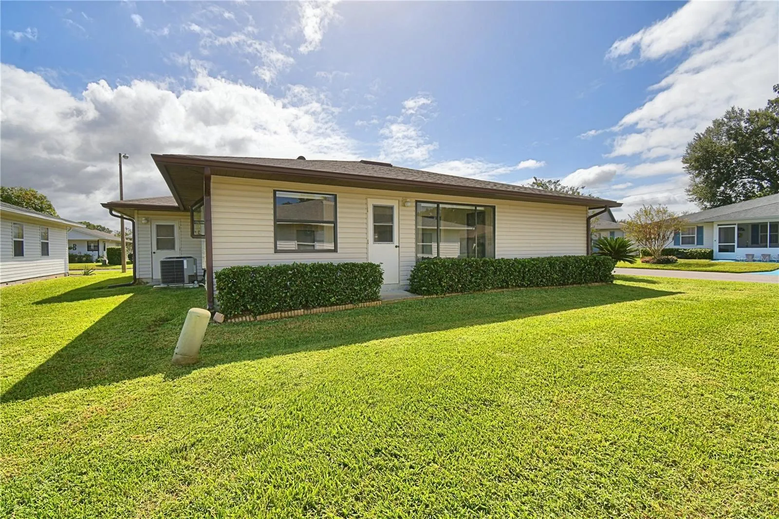 4828 SQUIRE HOLLOW DR