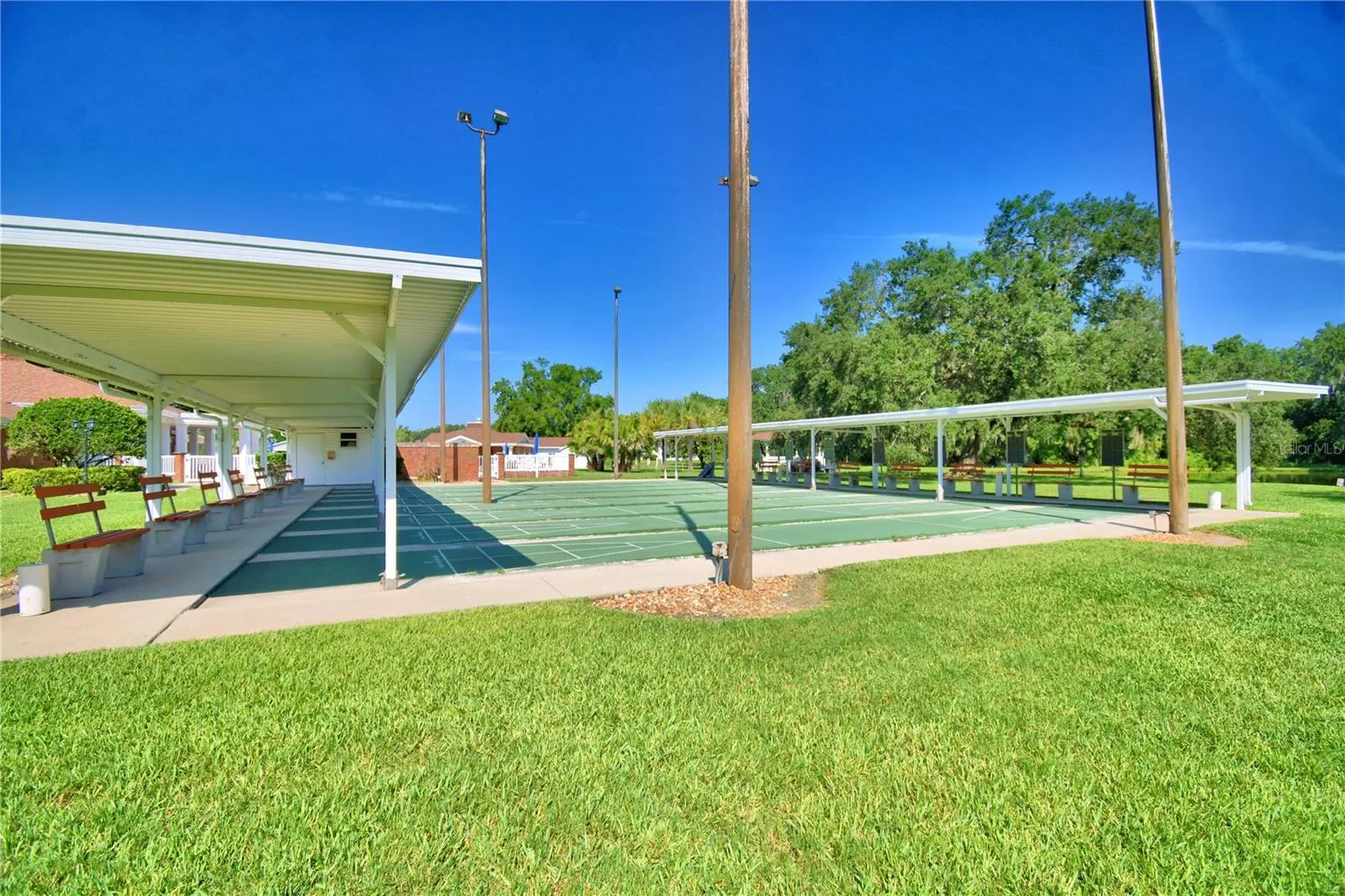 4828 SQUIRE HOLLOW DR