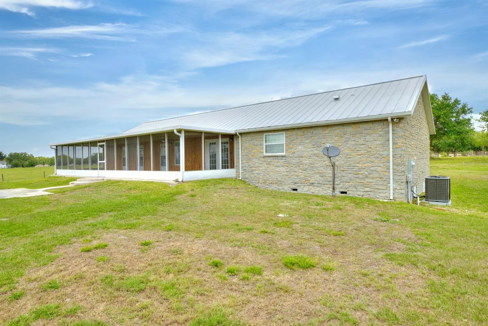 325 STENSTROM RD
