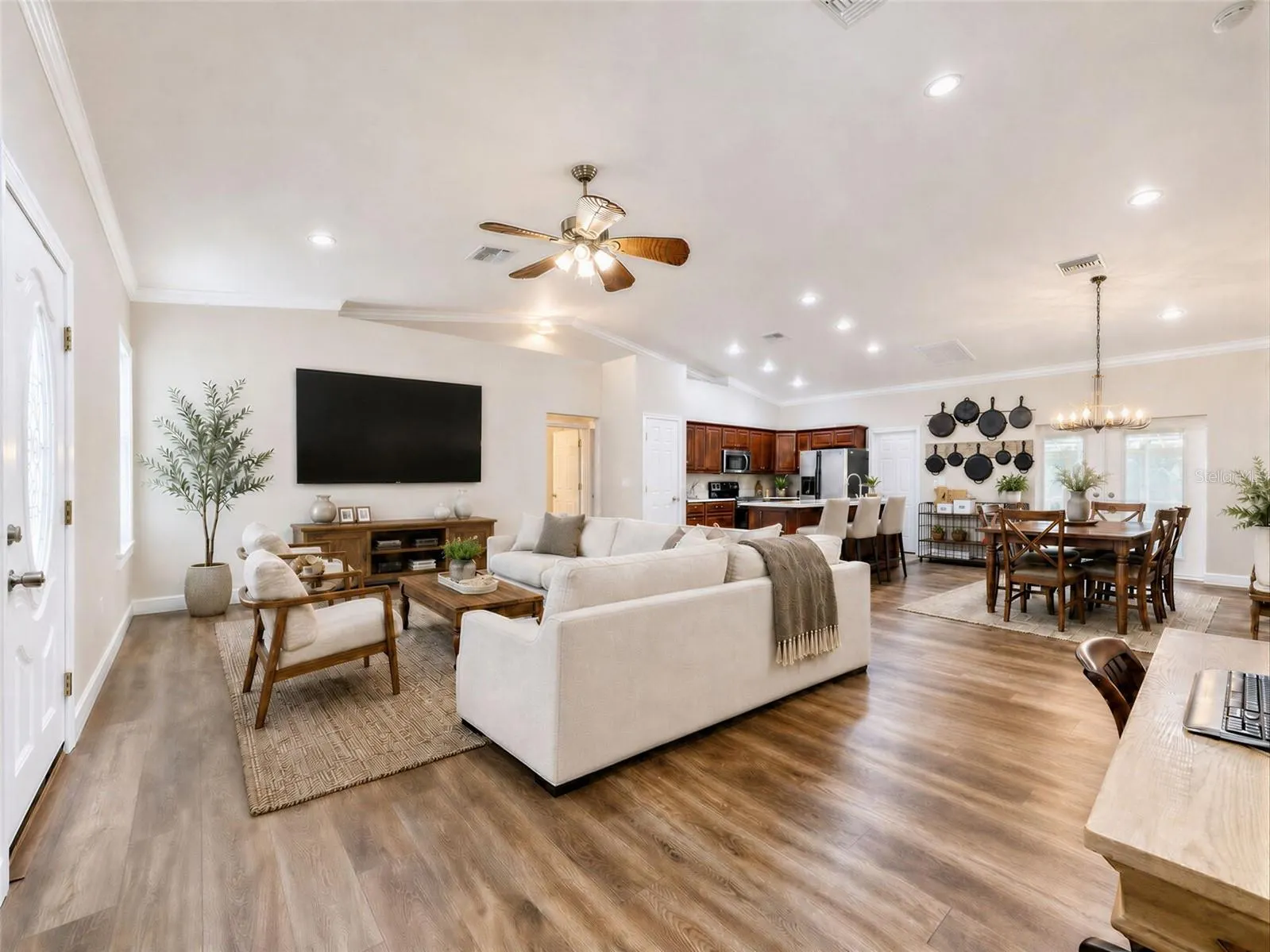 273 GRIFFIN RD