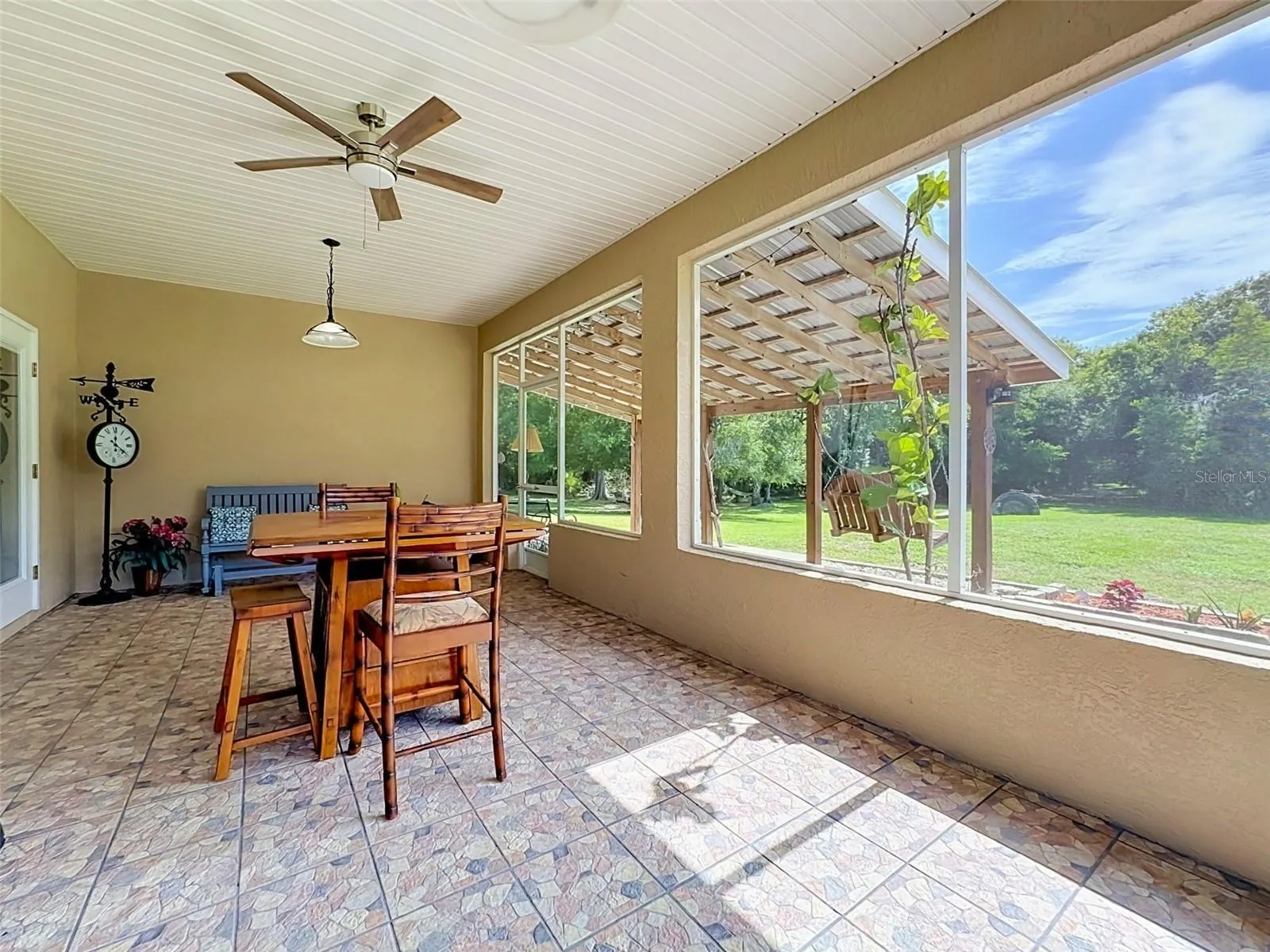 273 GRIFFIN RD
