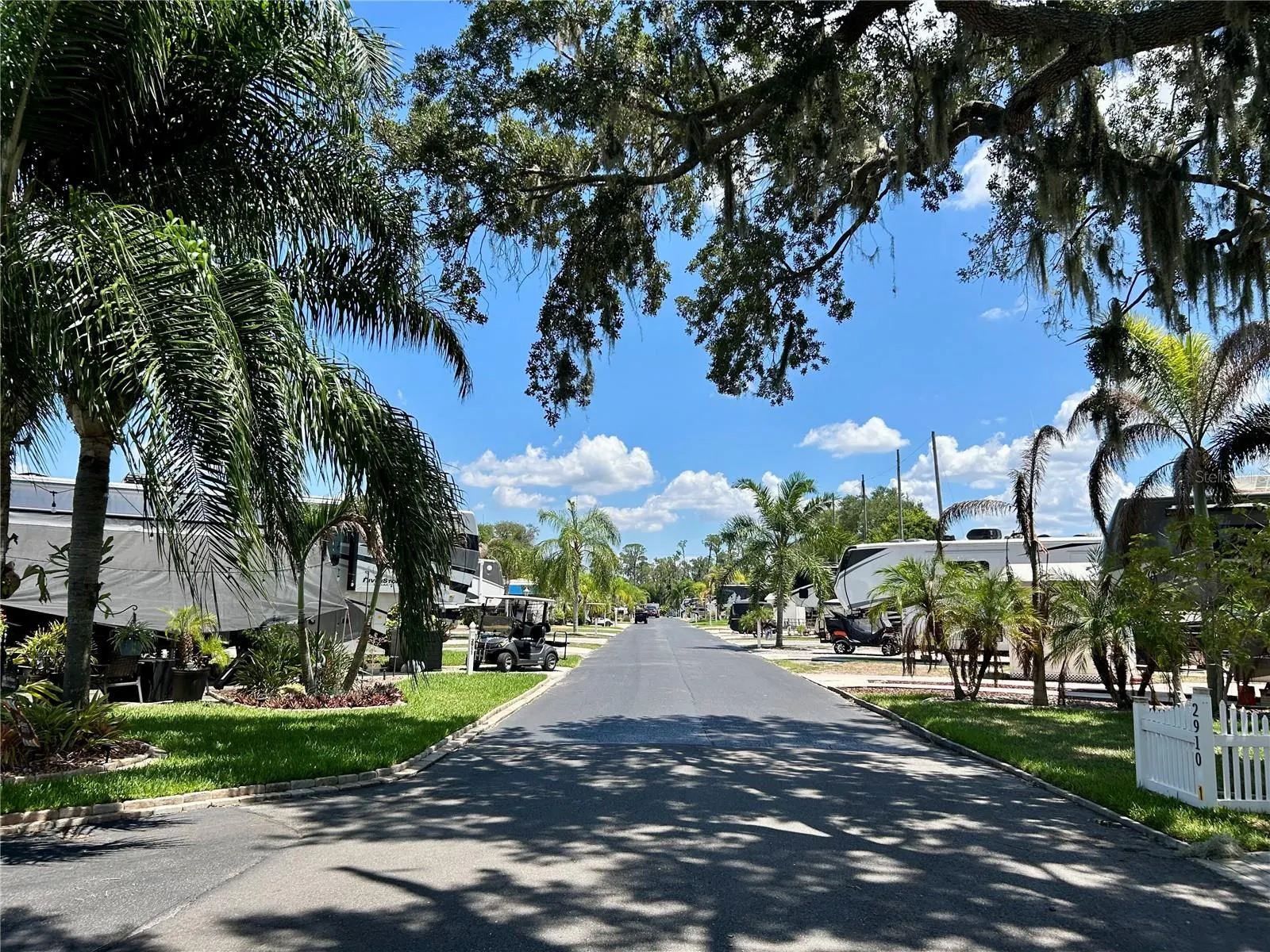 2928 BIRDIE DR