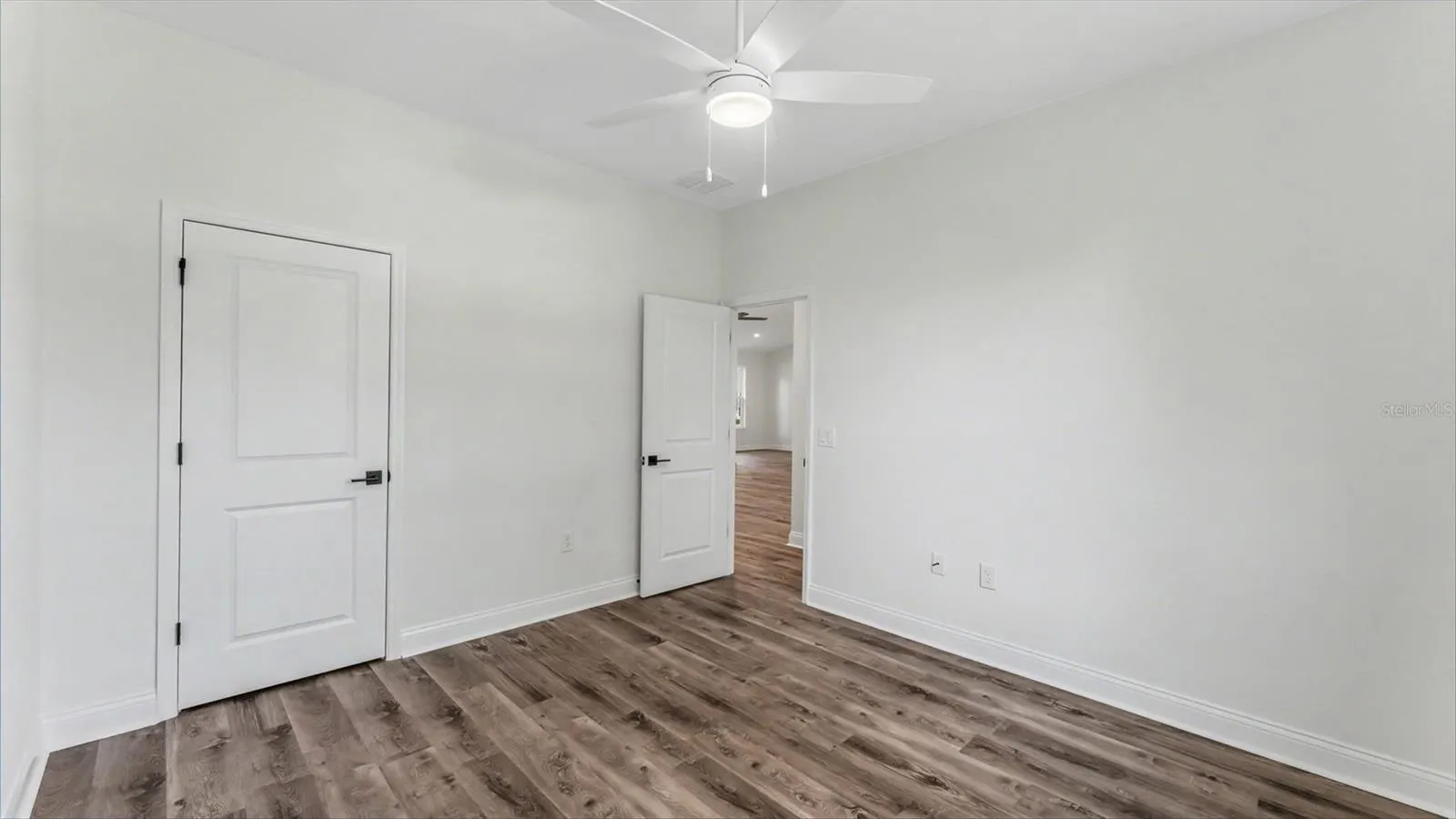 1022 BRIARWOOD DR