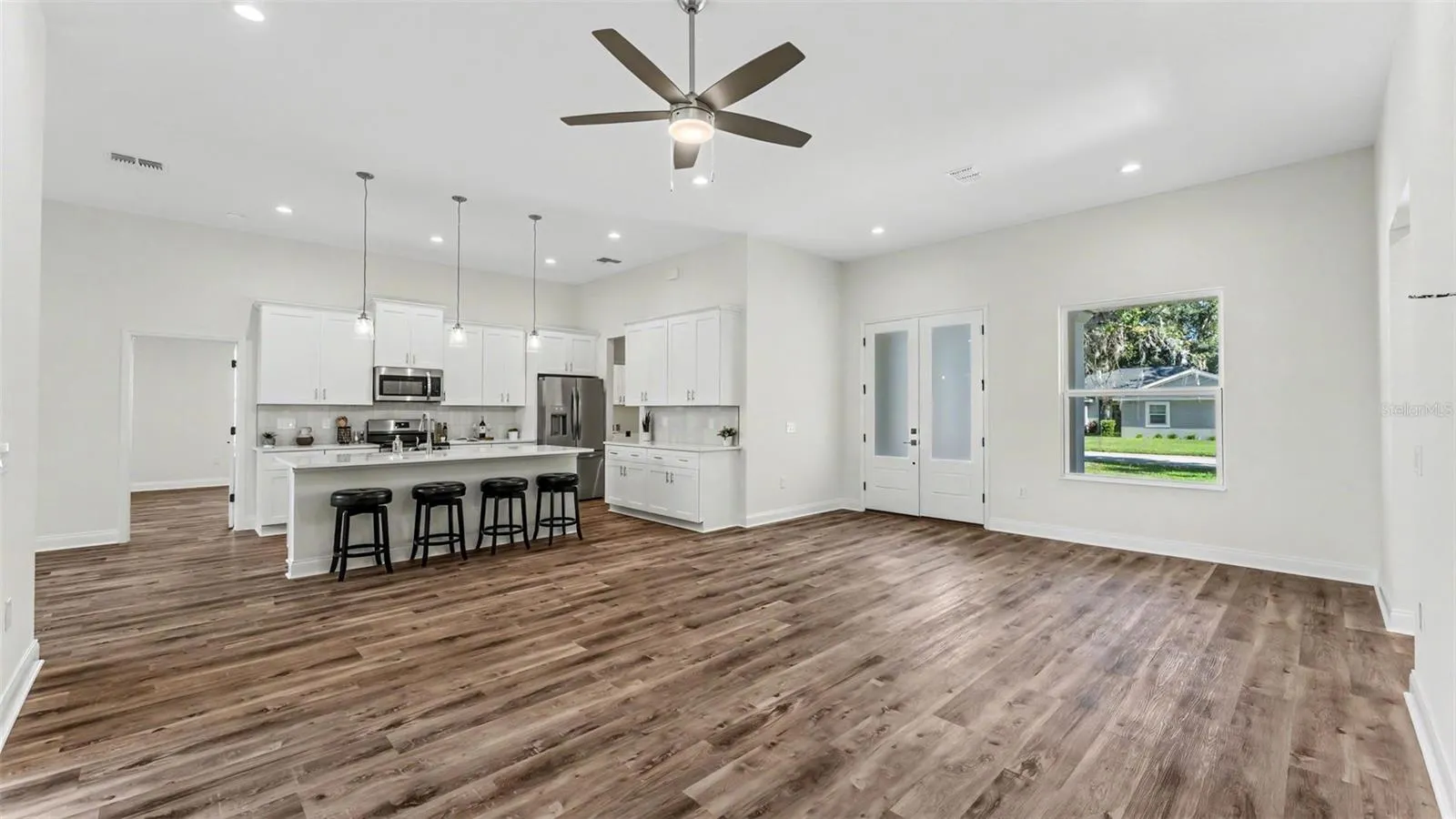 1022 BRIARWOOD DR
