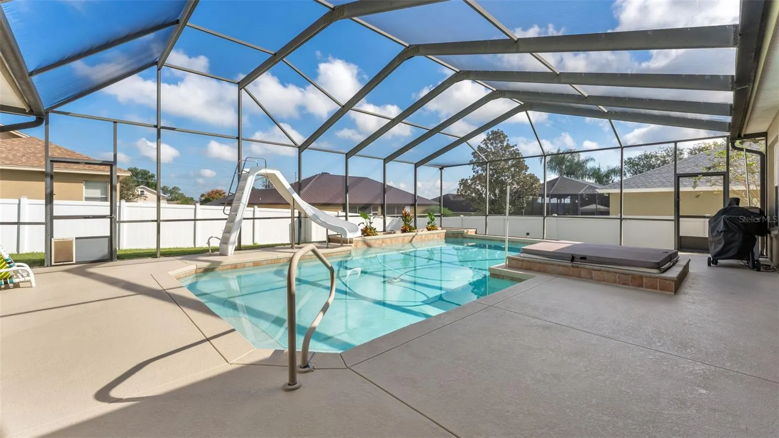 2640 VERANDAH VUE DR