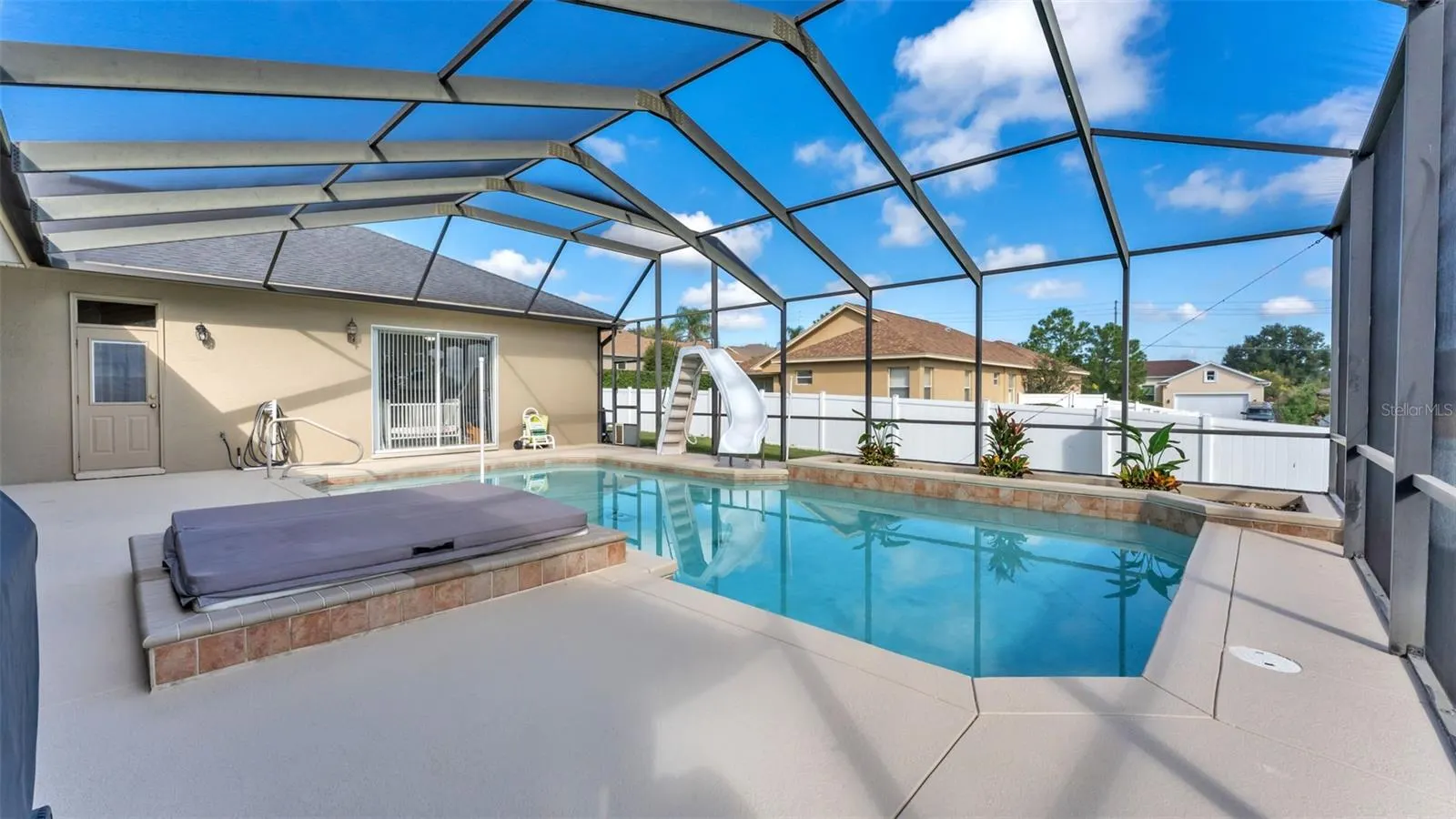 2640 VERANDAH VUE DR