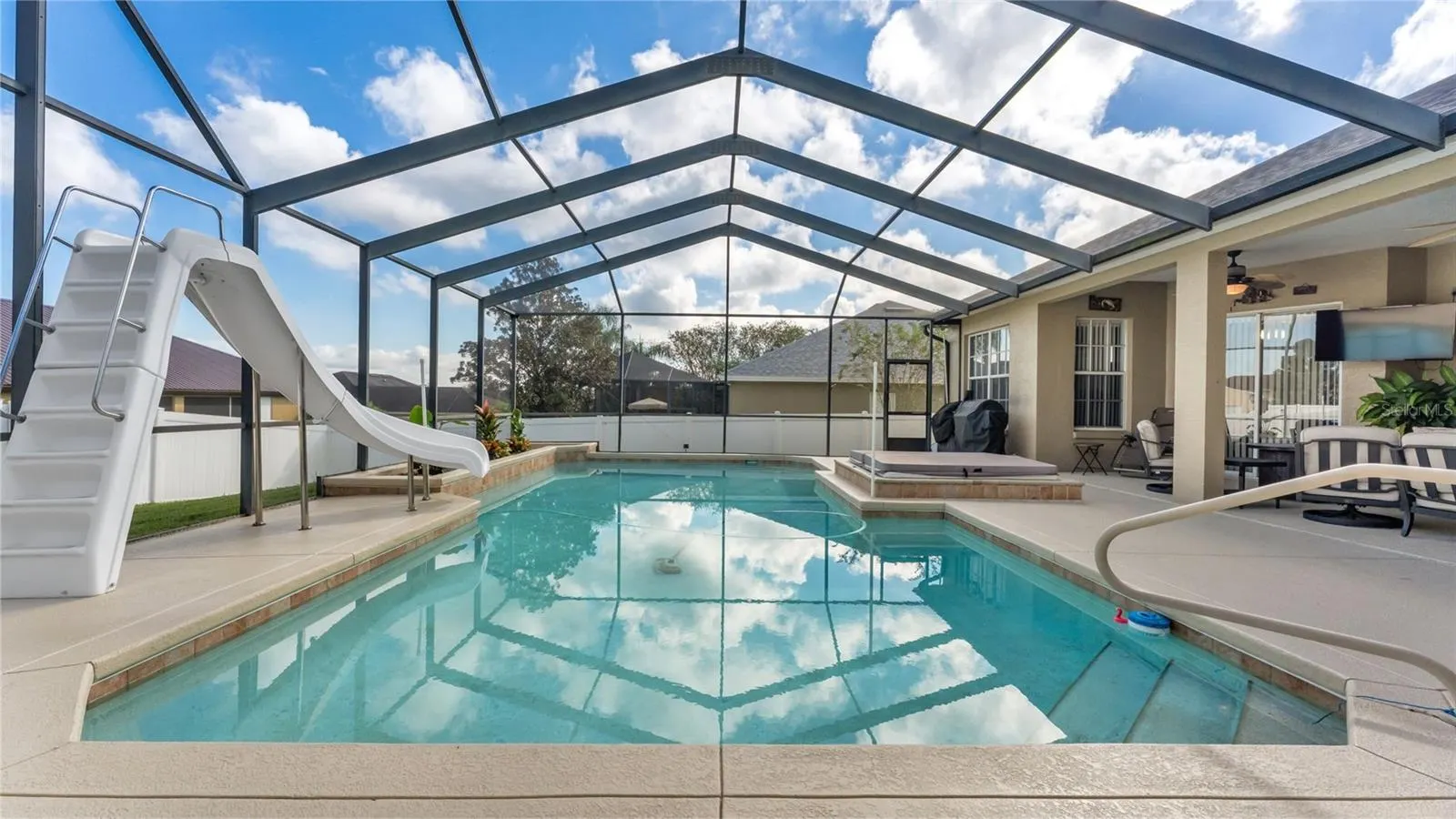 2640 VERANDAH VUE DR