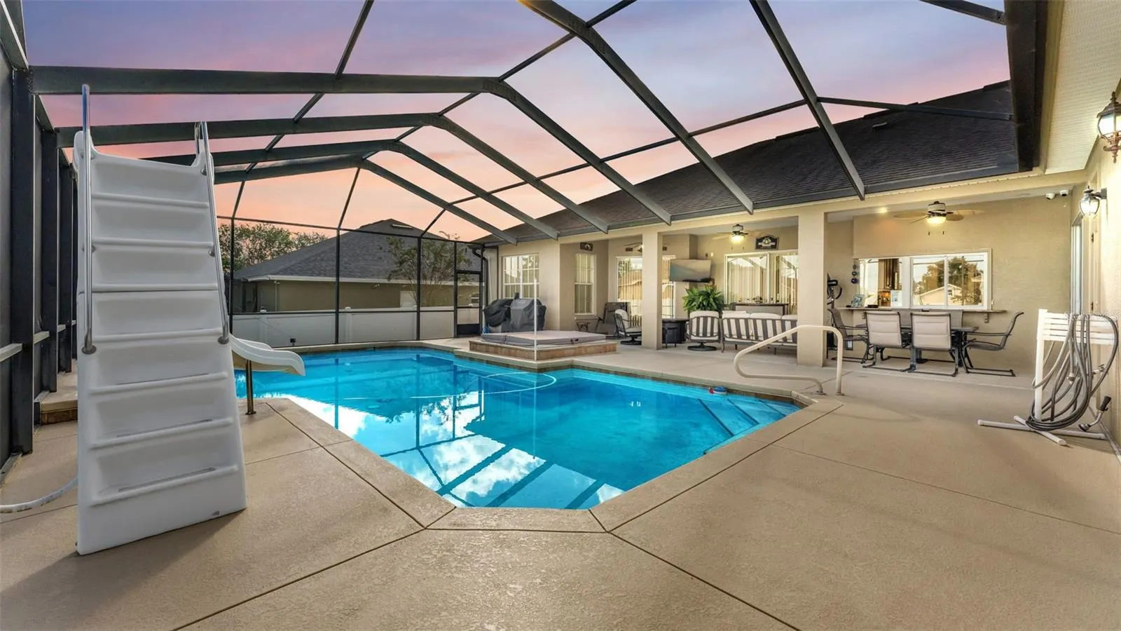 2640 VERANDAH VUE DR