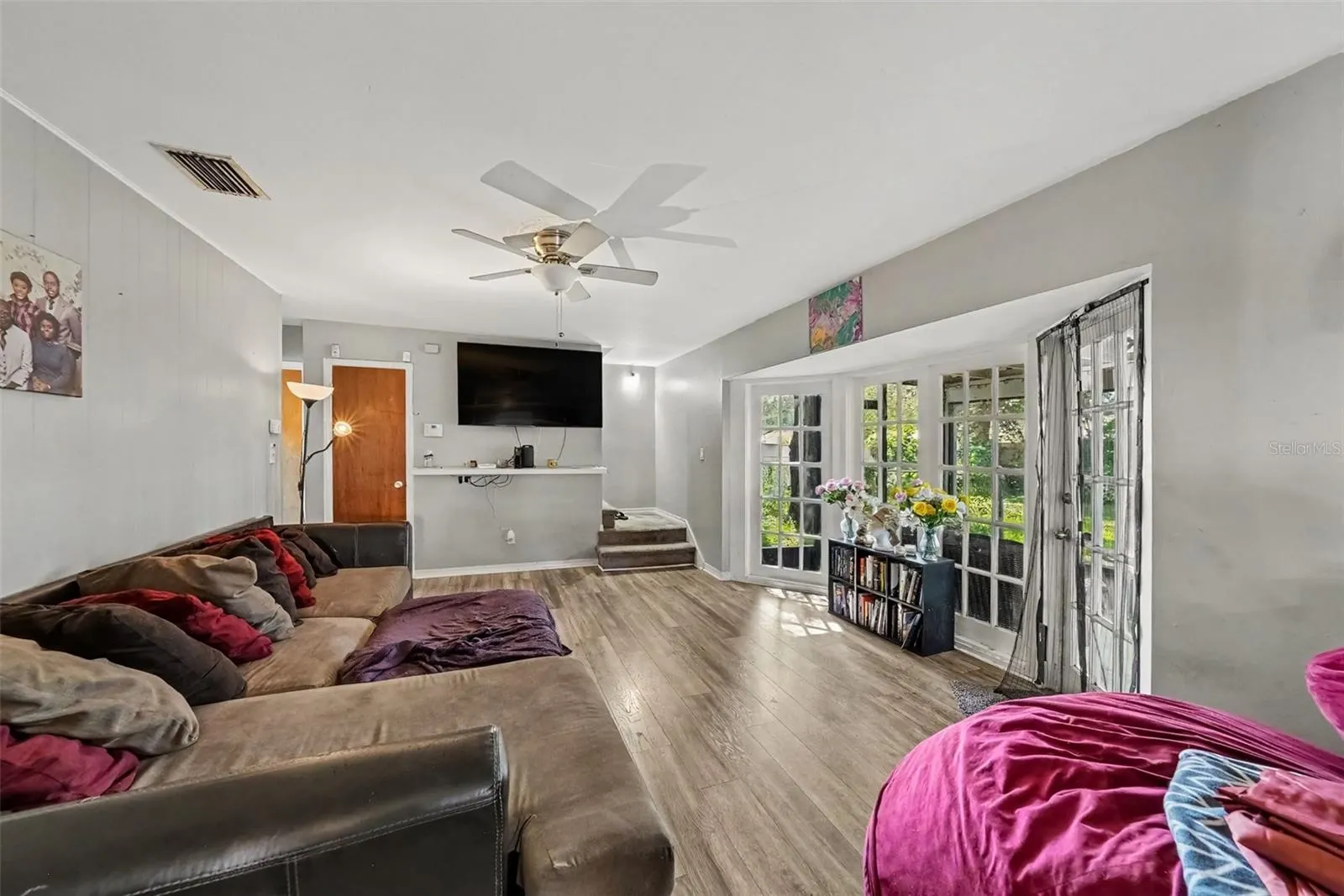 7145 WRENWOOD CIR