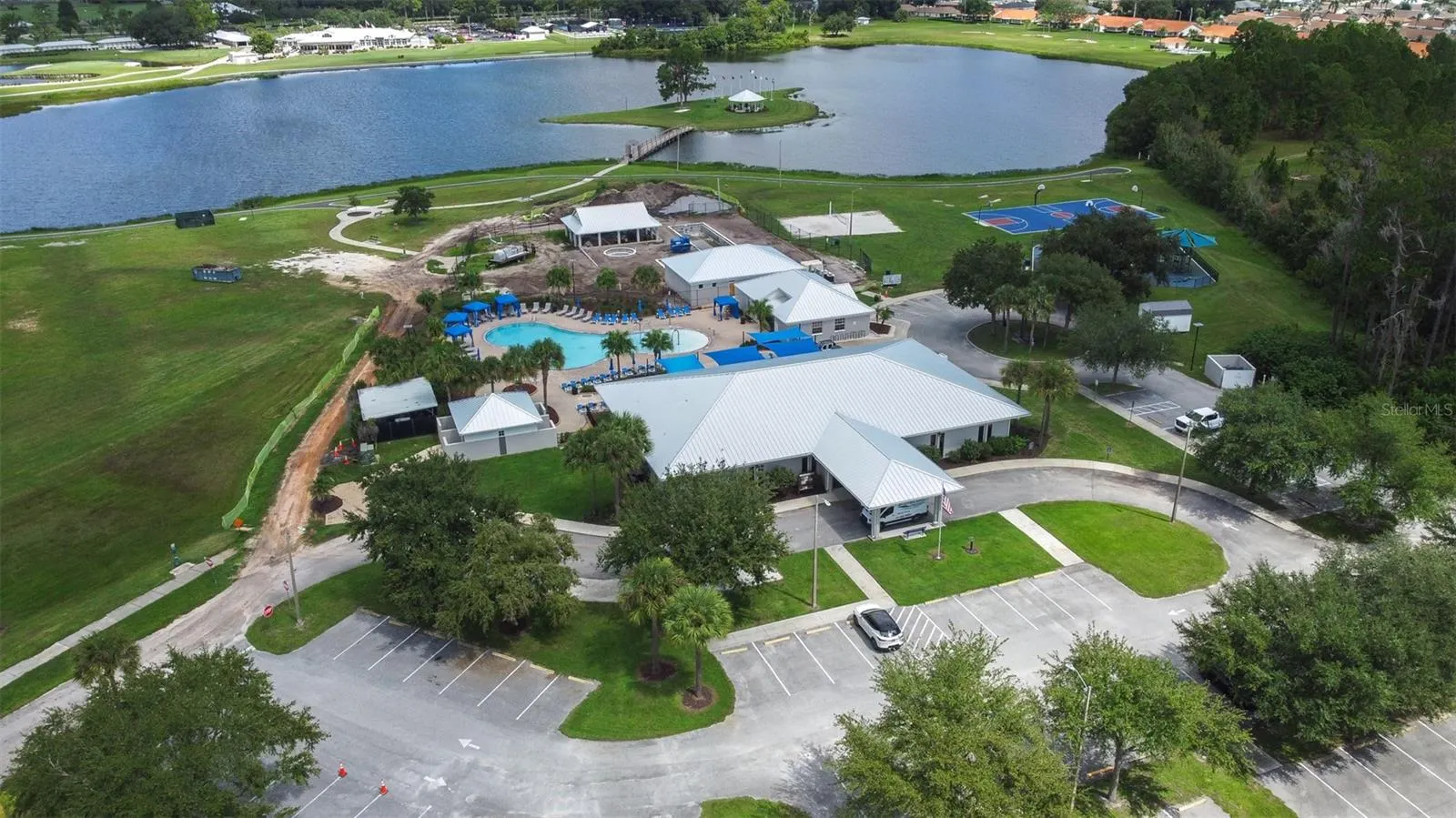 2713 ISLAND DR