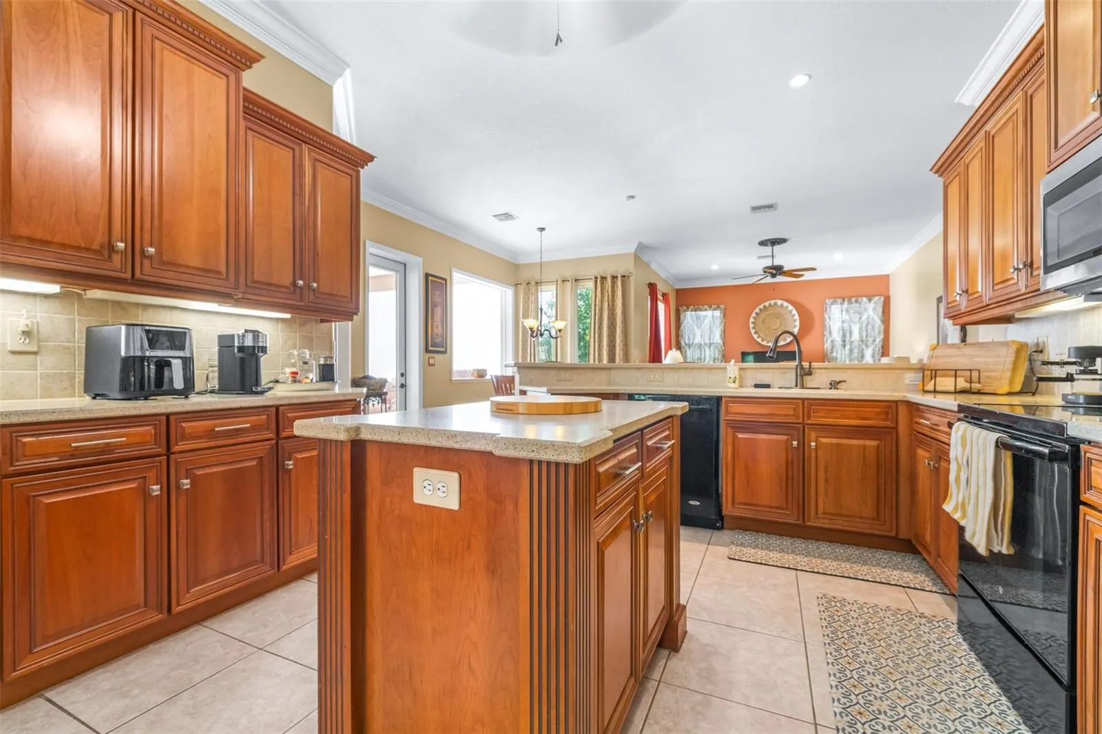 2713 ISLAND DR