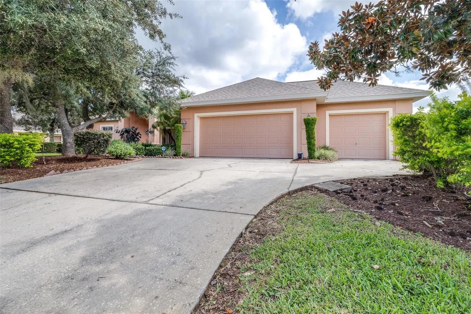 2713 ISLAND DR