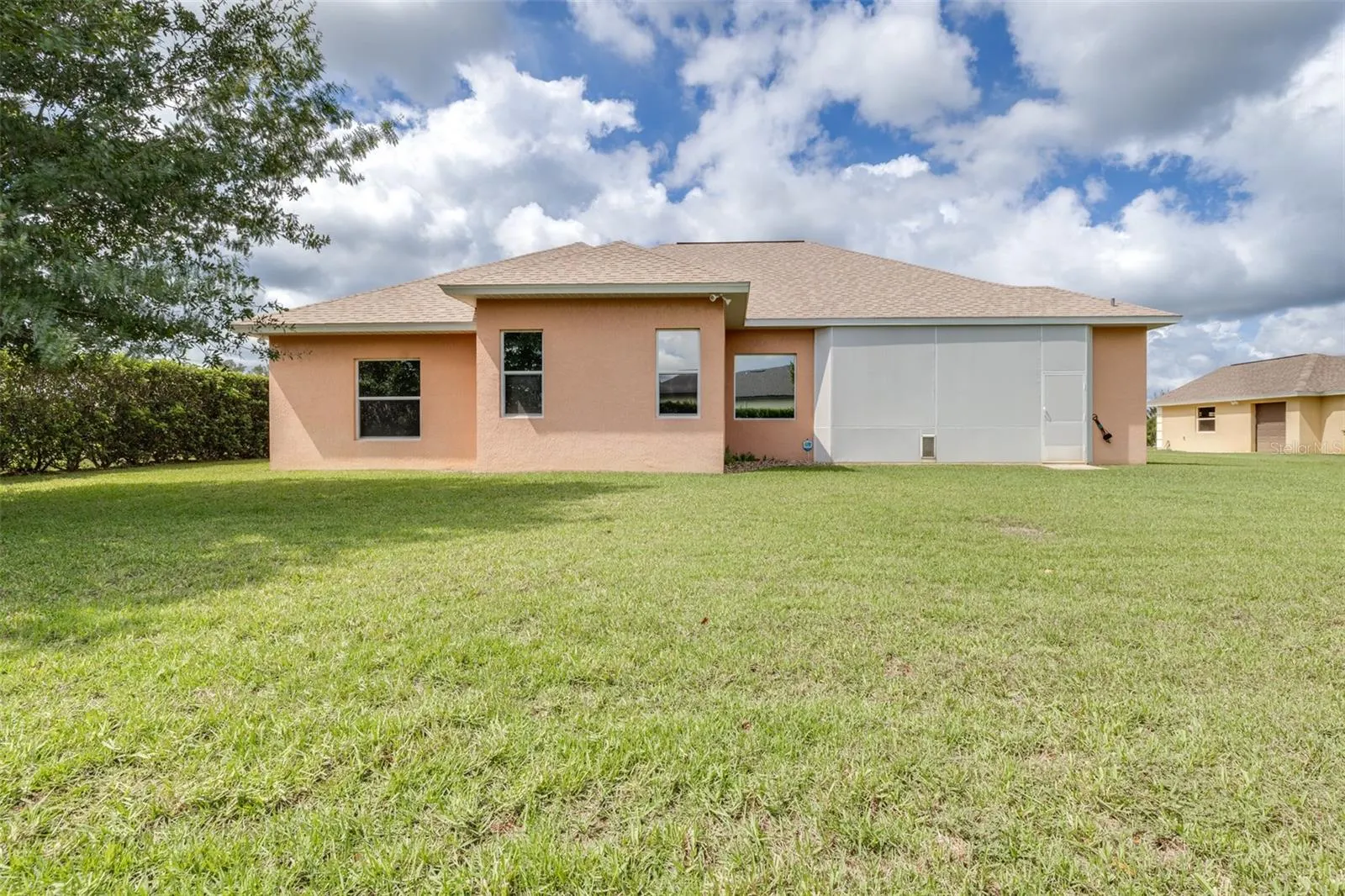 2713 ISLAND DR