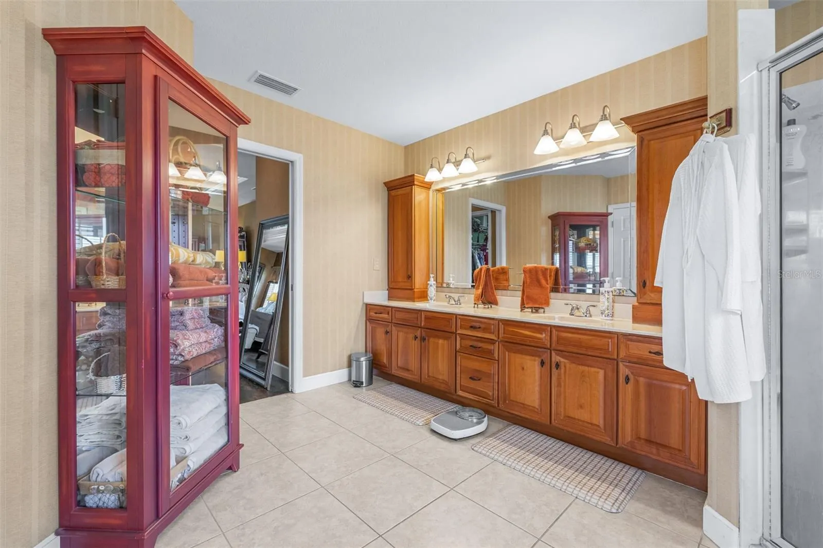2713 ISLAND DR