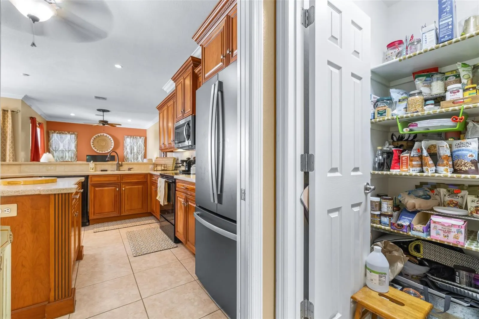 2713 ISLAND DR