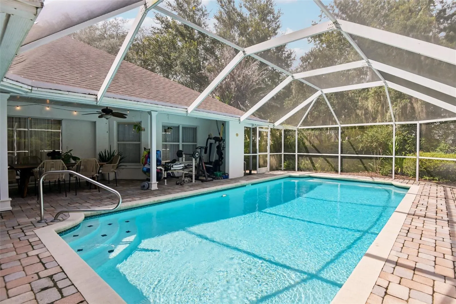 3503 OAK CLUB CT
