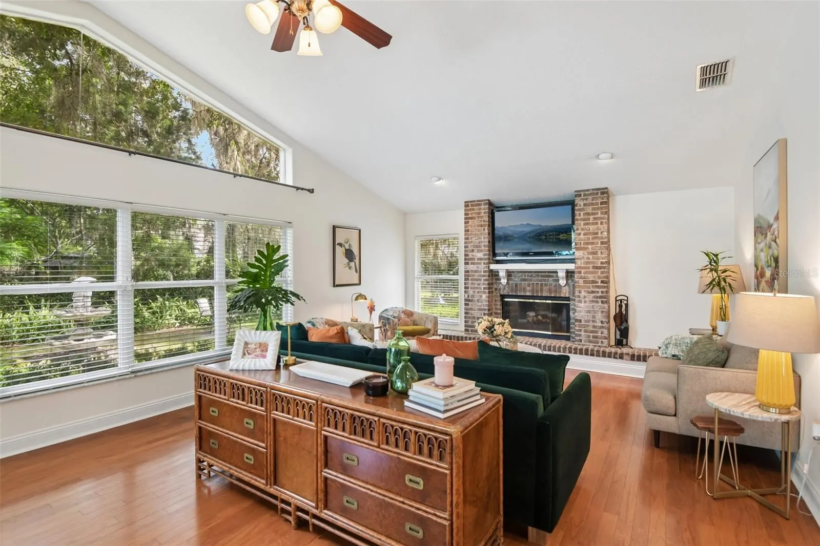 3503 OAK CLUB CT