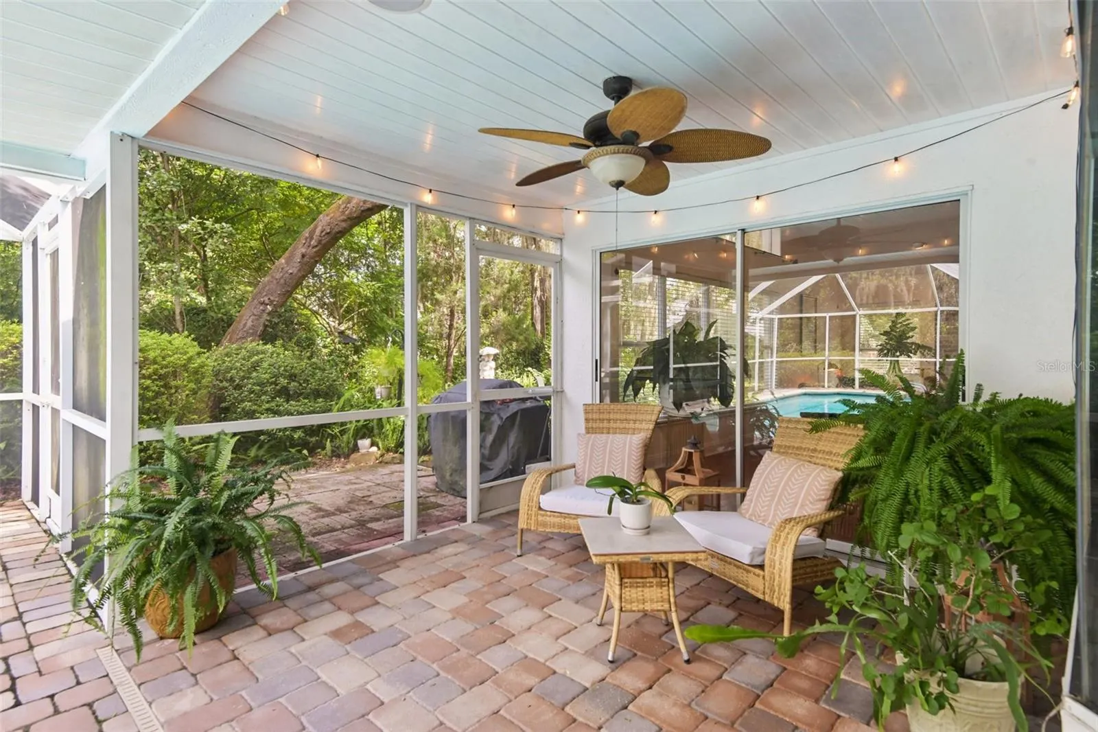 3503 OAK CLUB CT